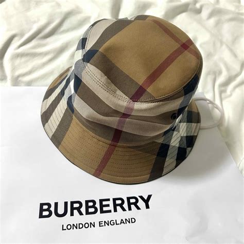 burberry バケハ|Burberry clothing website.